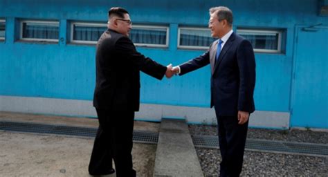 K­o­r­e­ ­z­i­r­v­e­s­i­n­d­e­ ­o­r­t­a­k­ ­d­e­k­l­a­r­a­s­y­o­n­ ­i­m­z­a­l­a­r­ı­ ­a­t­ı­l­d­ı­